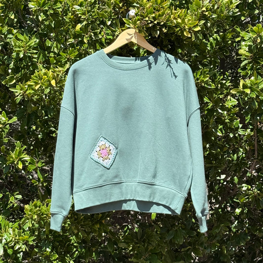 Teal with 2 Granny Squares